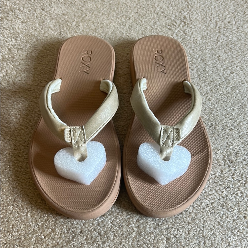 Brand New Roxy Light Gold FlipFlop Sandals